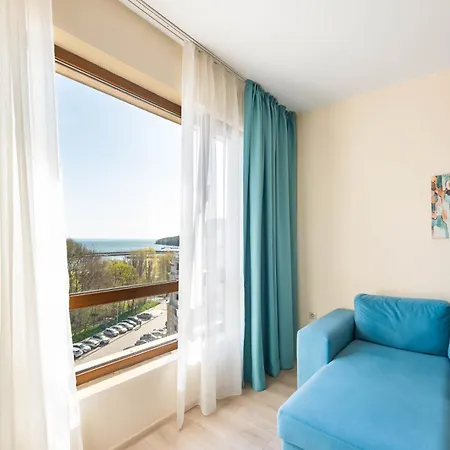 アパート Blue Horizon ヴァルナ